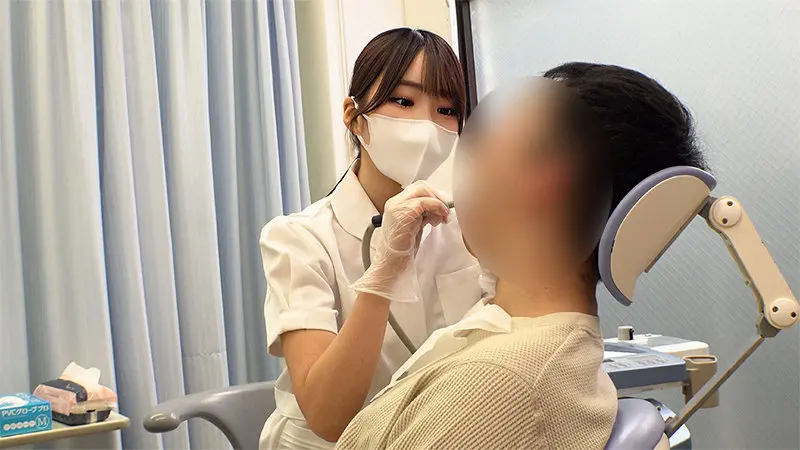 依本しおり | 素人を舞台に複数プレイを体現する巨乳 エロ映像スチル-5